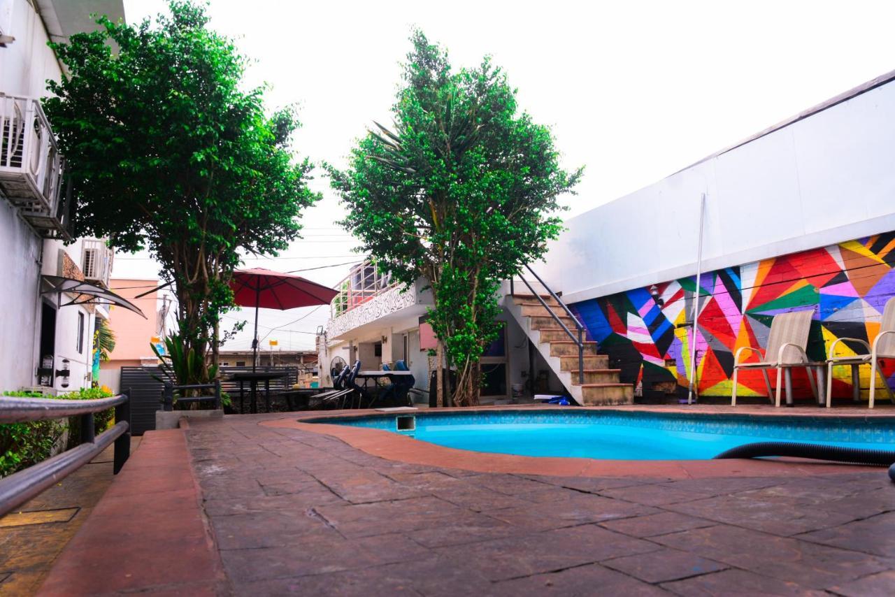 Connecting Lagos Suites Exteriér fotografie
